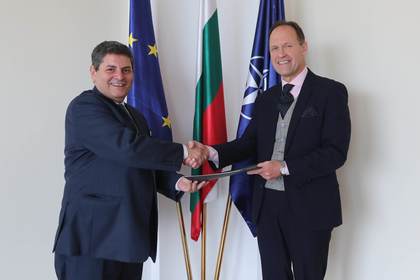 Deputy Minister Kostadin Kodzhabashev received copies of the credentials of the new Algerian Ambassador to Bulgaria